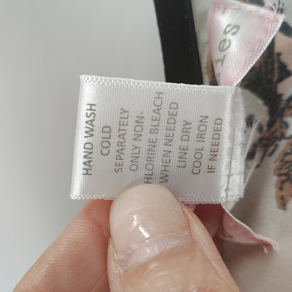 Band of Gypsies Gray Bird Print Sleeveless Silky Fit & Flare Dress Size Medium - Picture 5 of 6